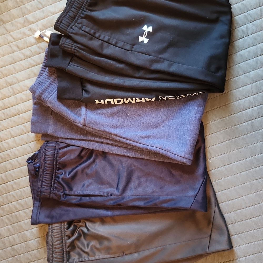 4 Pairs Boys Athletic Pants - Picture 2 of 4